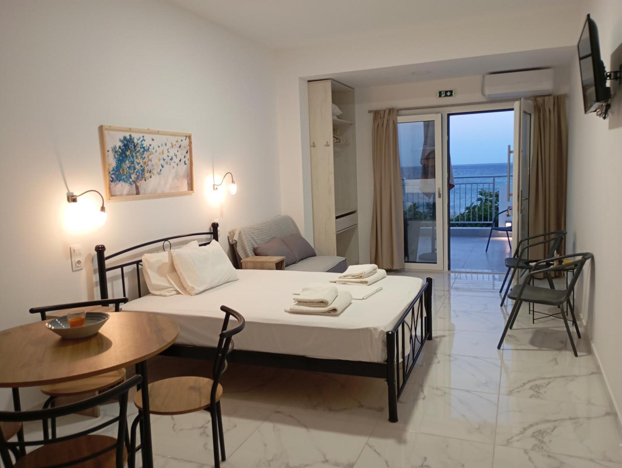 Creta Sun Apartments Makrýgialos Екстериор снимка