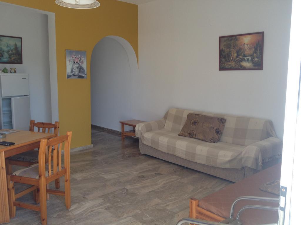 Creta Sun Apartments Makrýgialos Екстериор снимка